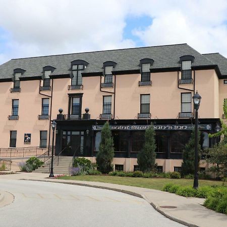 Saint Brendan'S Inn Green Bay Esterno foto