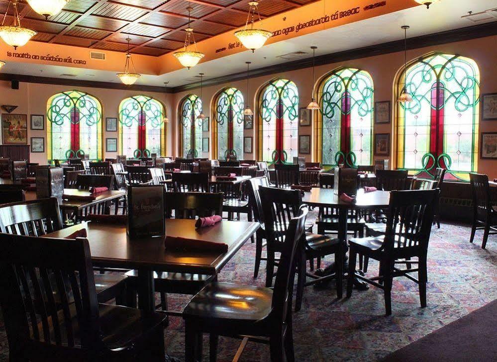 Saint Brendan'S Inn Green Bay Esterno foto