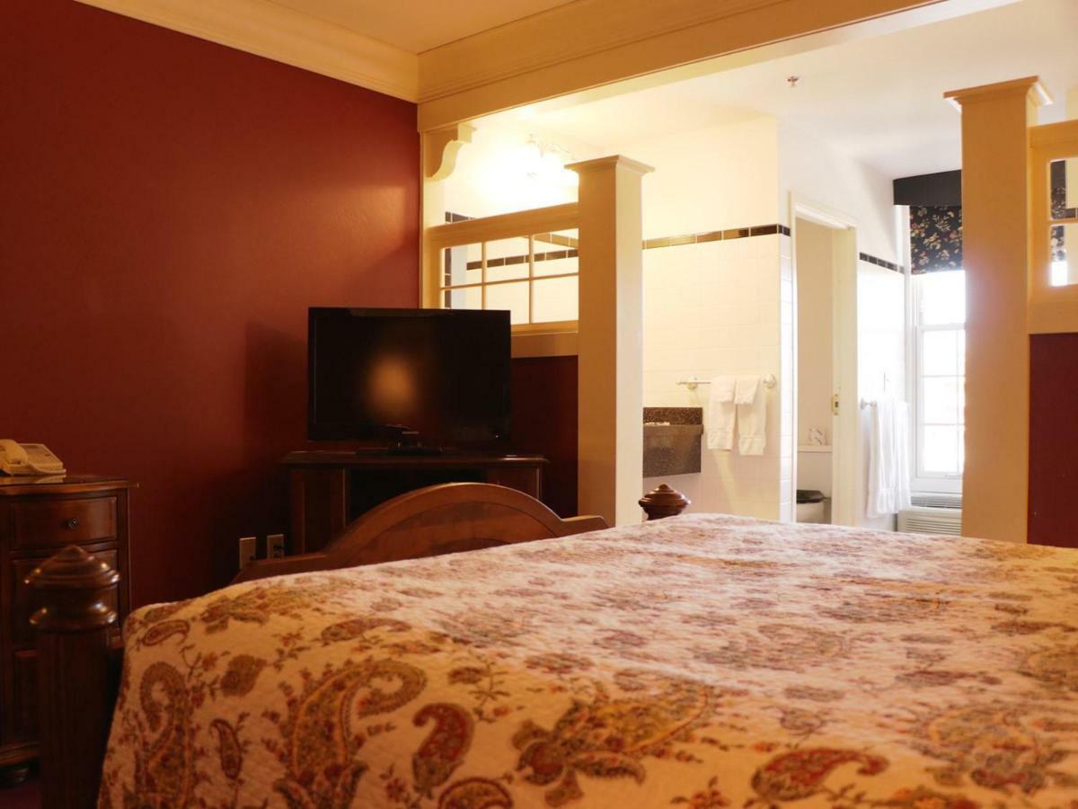 Saint Brendan'S Inn Green Bay Camera foto